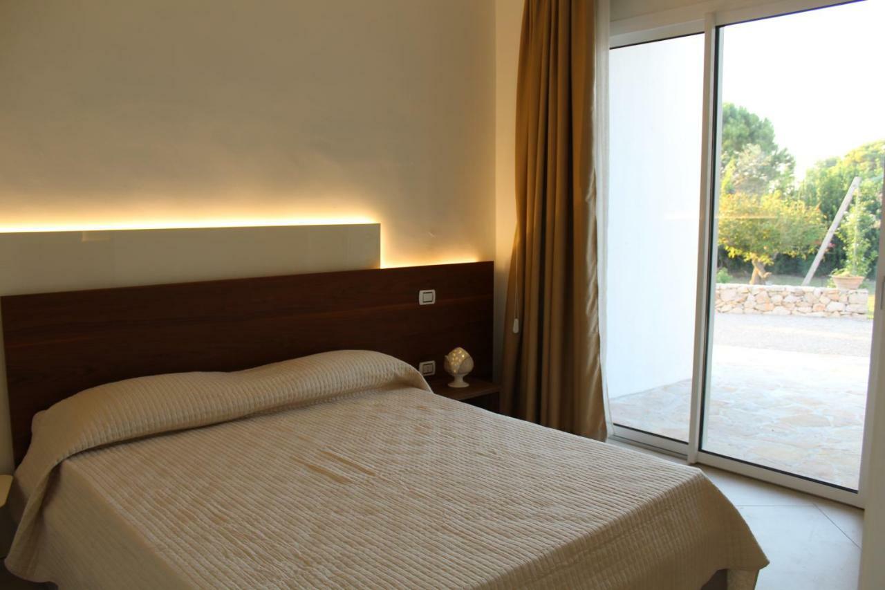 Villa Minerva Family Relais Алецио Екстериор снимка