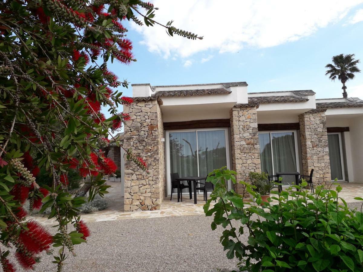 Villa Minerva Family Relais Алецио Екстериор снимка