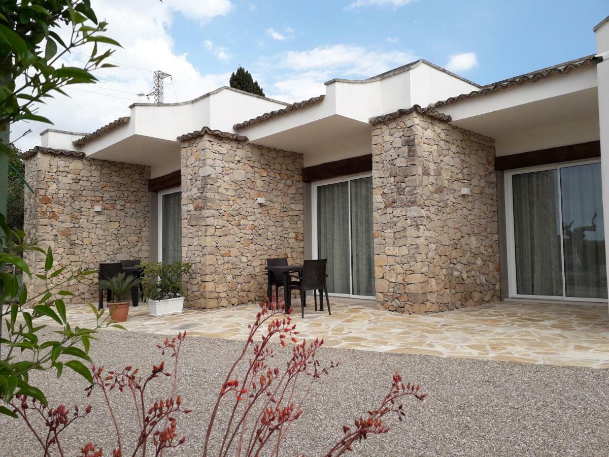 Villa Minerva Family Relais Алецио Екстериор снимка